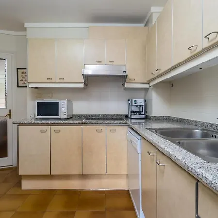 Apartment Av-1 6 Pax *